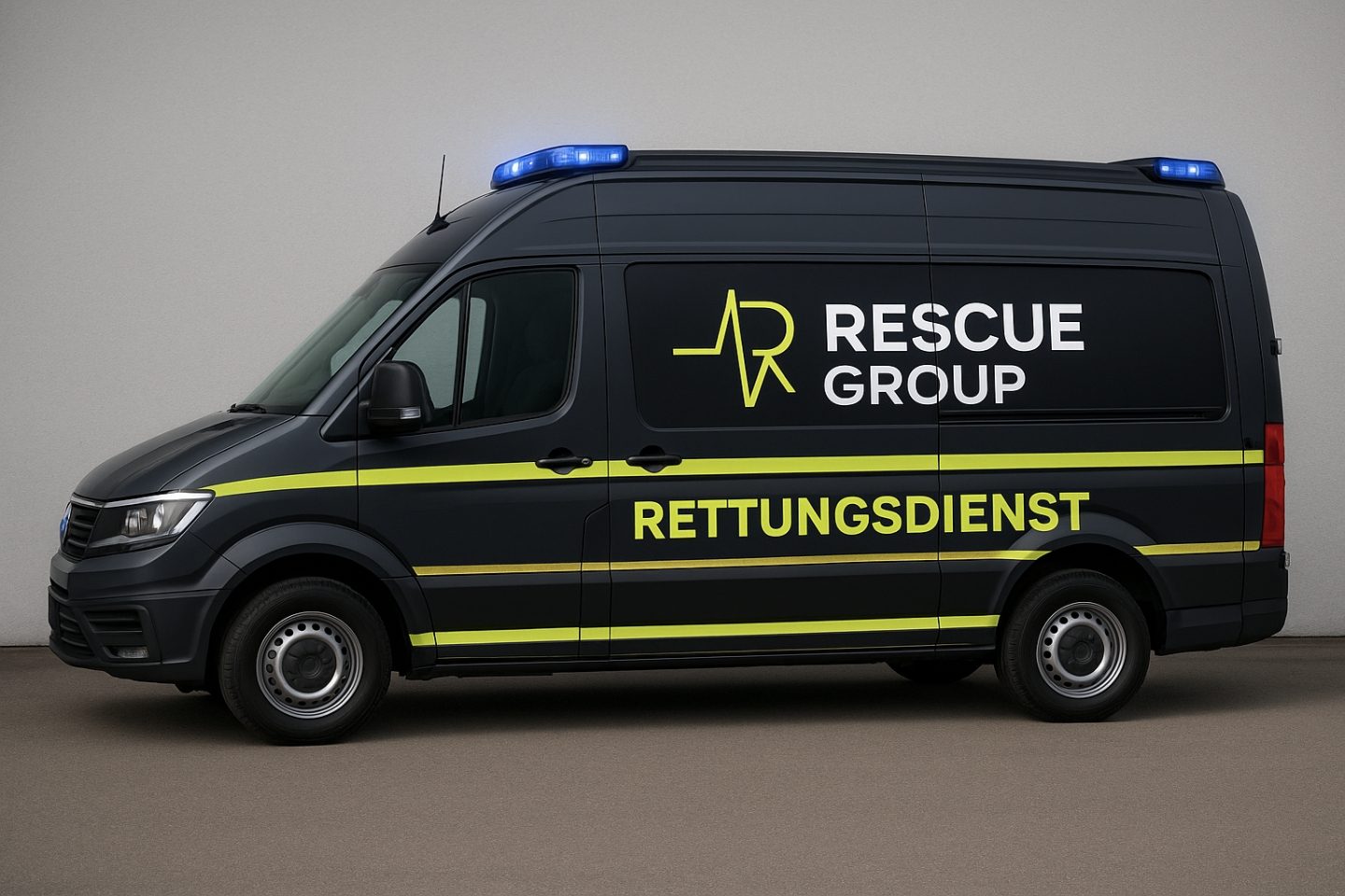 RESCUE UNIT Krankentransportwagen: schwarzer Kastenwagen mit neon-gelbgrüner Beklebung und RESCUE-UNIT-Logo, Seitenansicht